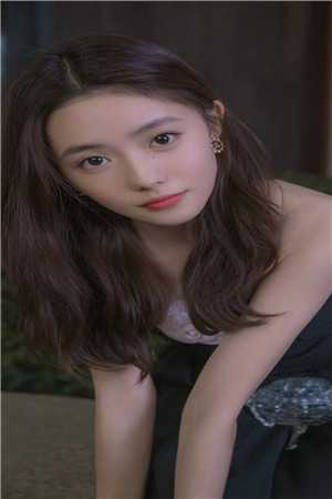 被追杀的我，被敌人推上了皇位司马兰秦贵妃热门好看小说_完结小说被追杀的我，被敌人推上了皇位司马兰秦贵妃