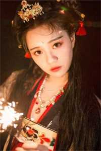 被未婚夫凌虐致死后，他悔疯了
