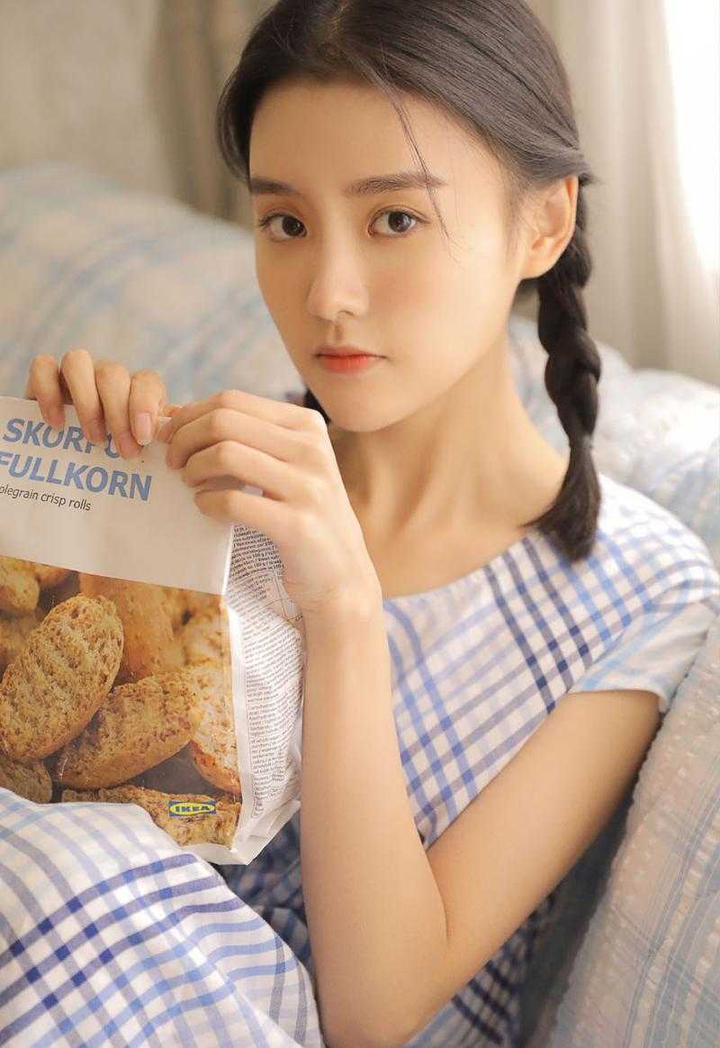 皇后嬷嬷穿越现代，我替娘娘虐渣打脸(梦琪梦琴)热门小说排行_完整版小说皇后嬷嬷穿越现代，我替娘娘虐渣打脸梦琪梦琴