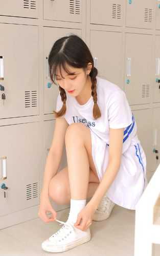 换亲后嫁他首长，美艳娇妻赢麻了