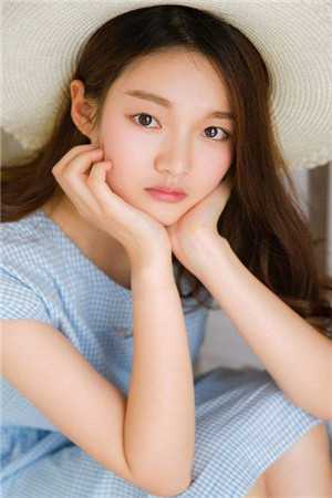 炉中美人香