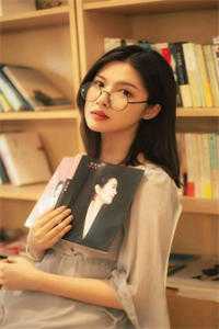 一别经年曲已散(叶秋漓楚佑寒)最热门小说_免费阅读完整版小说一别经年曲已散叶秋漓楚佑寒