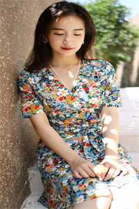 她说女儿当自强