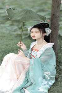 和闺蜜从名媛班毕业交换人生后