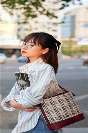 再无明月送长风