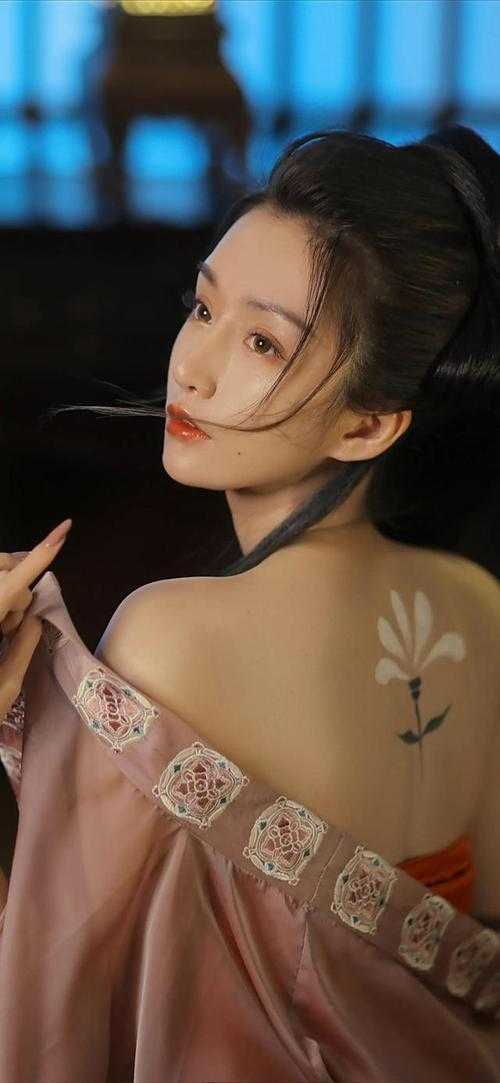 《过年回村，手撕想要大金镯子的恶婆婆》沈淮川李翠芳新热门小说_完整版免费阅读《过年回村，手撕想要大金镯子的恶婆婆》沈淮川李翠芳