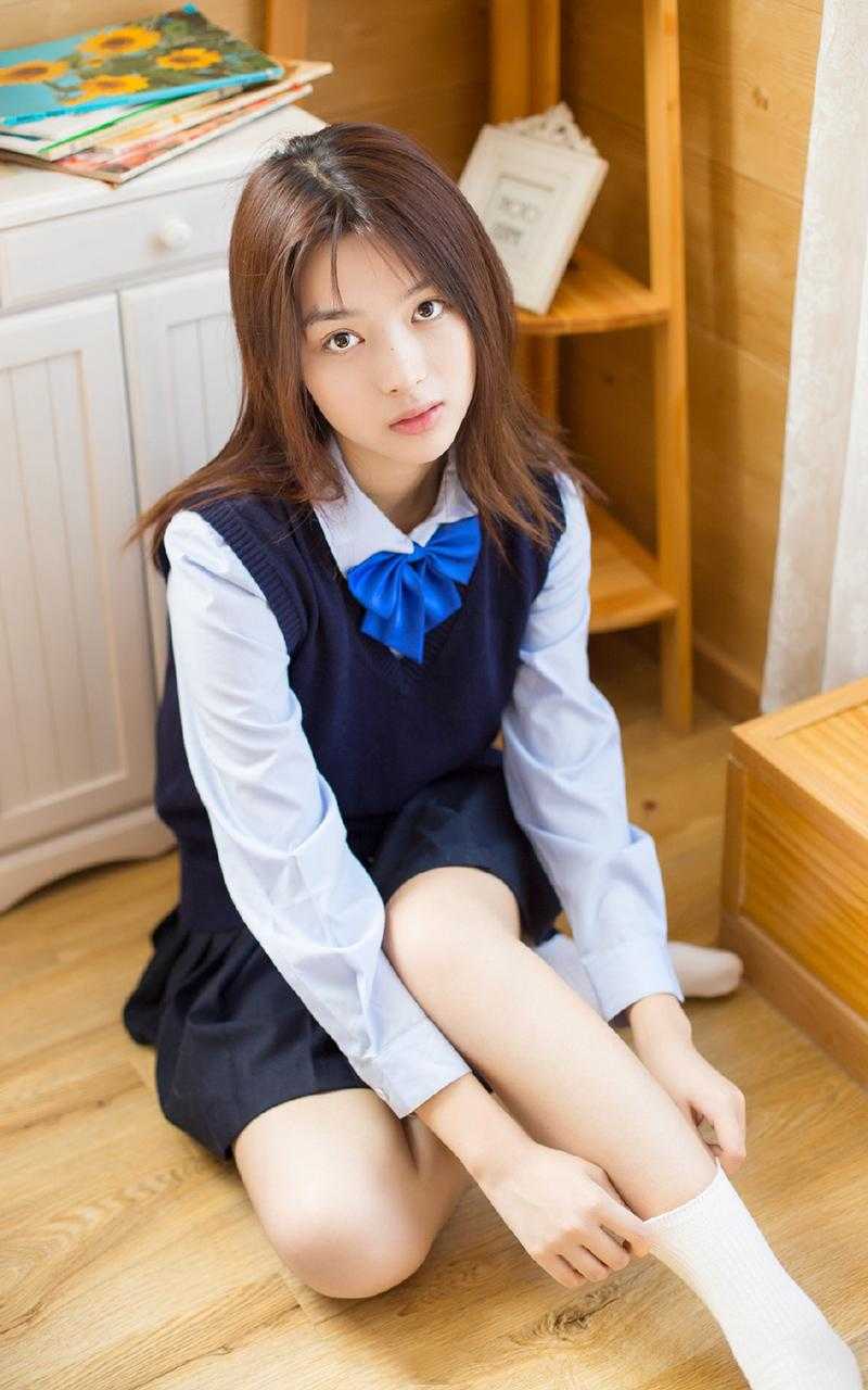 重生后独美，校草前夫别来沾边