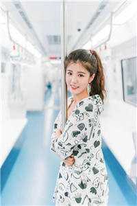 世子想掳我做偏房，殊不知我是皇后娘娘(吕望秋小桃)热门的小说_完本小说世子想掳我做偏房，殊不知我是皇后娘娘(吕望秋小桃)