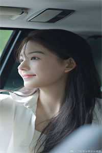 听到皇帝心声后，我成了他宠妃
