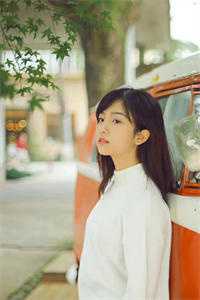 失忆后，她抱着契约老公求亲亲
