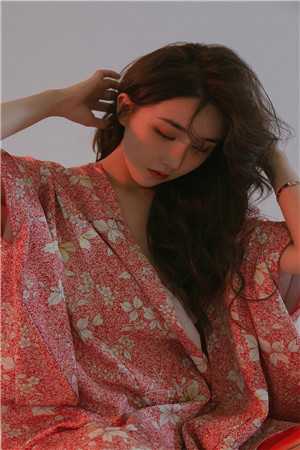难产将死那天，去陪假千金过生辰的娘亲后悔了稳婆春华小说免费阅读_推荐完本小说难产将死那天，去陪假千金过生辰的娘亲后悔了稳婆春华