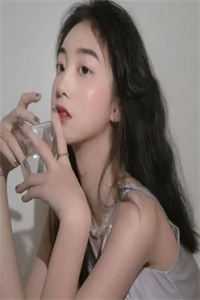 老公逃婚三年后，回来见我孕肚