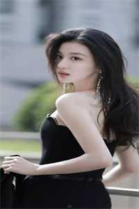 老婆和女儿被困雷区后，我淡定打牌张有根小莉免费小说在哪看_小说全文免费阅读老婆和女儿被困雷区后，我淡定打牌(张有根小莉)