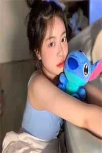 被渣男劈腿后，我与大佬领证生娃了
